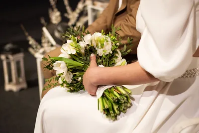 Ramo de novia de flores blancas